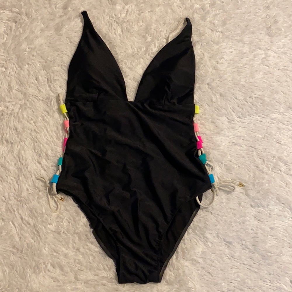 junior size large one piece swimsuit
